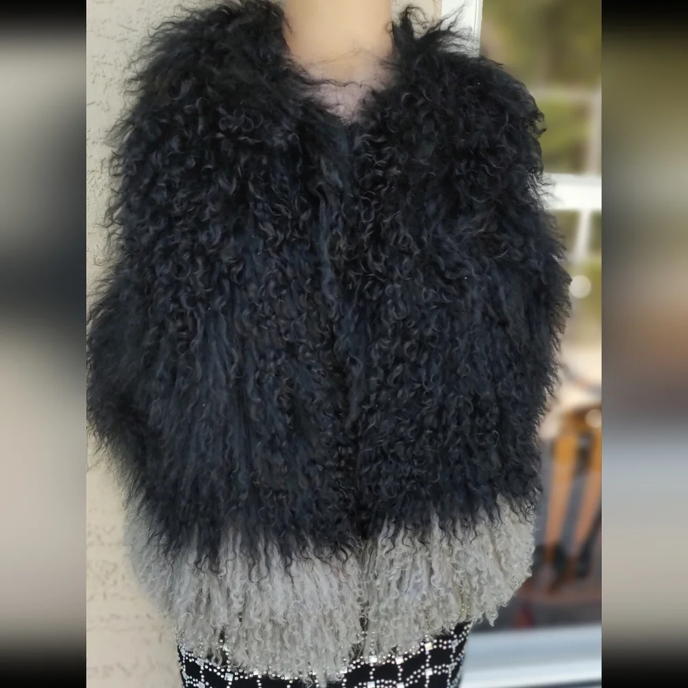 Bird By Juicy Couture Collection 💯 Percent Lambskin Fur Vest - Picture 3 of 8